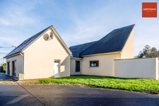 Magnifique maison contemporaine de 300 m² avec piscine intérieure