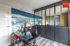 Magnifique maison contemporaine de 300 m² avec piscine intérieure