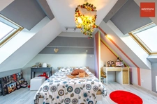 Magnifique maison contemporaine de 300 m² avec piscine intérieure
