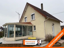 SOUS COMPROMIS  : MAISON INDIVIDUELLE AVEC 3 CHAMBRES EN PLEIN CENTRE DE LIEUREY