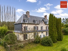 Charmante maison bourgeoise avec dépendance sur superbe terrain – Proche Bernay