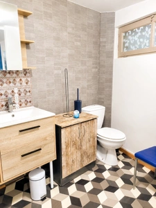 Propriété de rapport composé de 5 appartements meublés – Rentabilité immédiate – Bernay