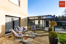Magnifique maison contemporaine de 300 m² avec piscine intérieure