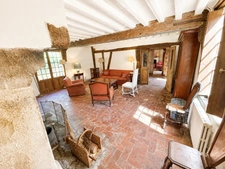 Magnifique Manoir du 17e siècle et ses dépendances au coeur de la Normandie