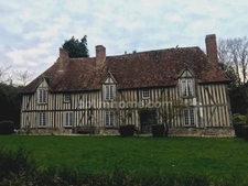 Magnifique Manoir 17 ième et ses dépendances au coeur de la Normandie