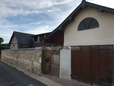 Magnifique proriété et sa maison d'amis entièrement rénovées avec des matériaux anciens En plein coeur de la Normandie et à 30 minutes des plage !
