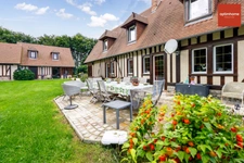 Superbe propriété Normande avec ses maisons à colombages et ses prestations de qualité sur 5000 m2 