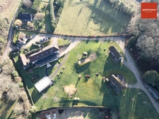 Manoir d’exception et sa maison d’amis au cœur du Marais vernier et aux portes des plages normandes 