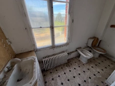 Maison de Maître de 1901 à rénover – Charme, authenticité et potentiel – À 8 min de la gare de Bernay