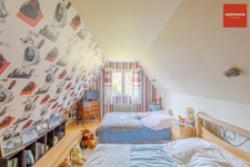 Magnifique Longère entièrement rénovée sur 154 m2 avec ses 4 chambres dans une voie sans issue donc au grand calme