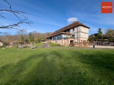 Manoir d’exception et sa maison d’amis au cœur du Marais vernier et aux portes des plages normandes 