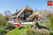 Propriété comprenant une chaumière et une maison d’amis sur 240 m2 à 10 minutes de Honfleur et pont-l’évêque