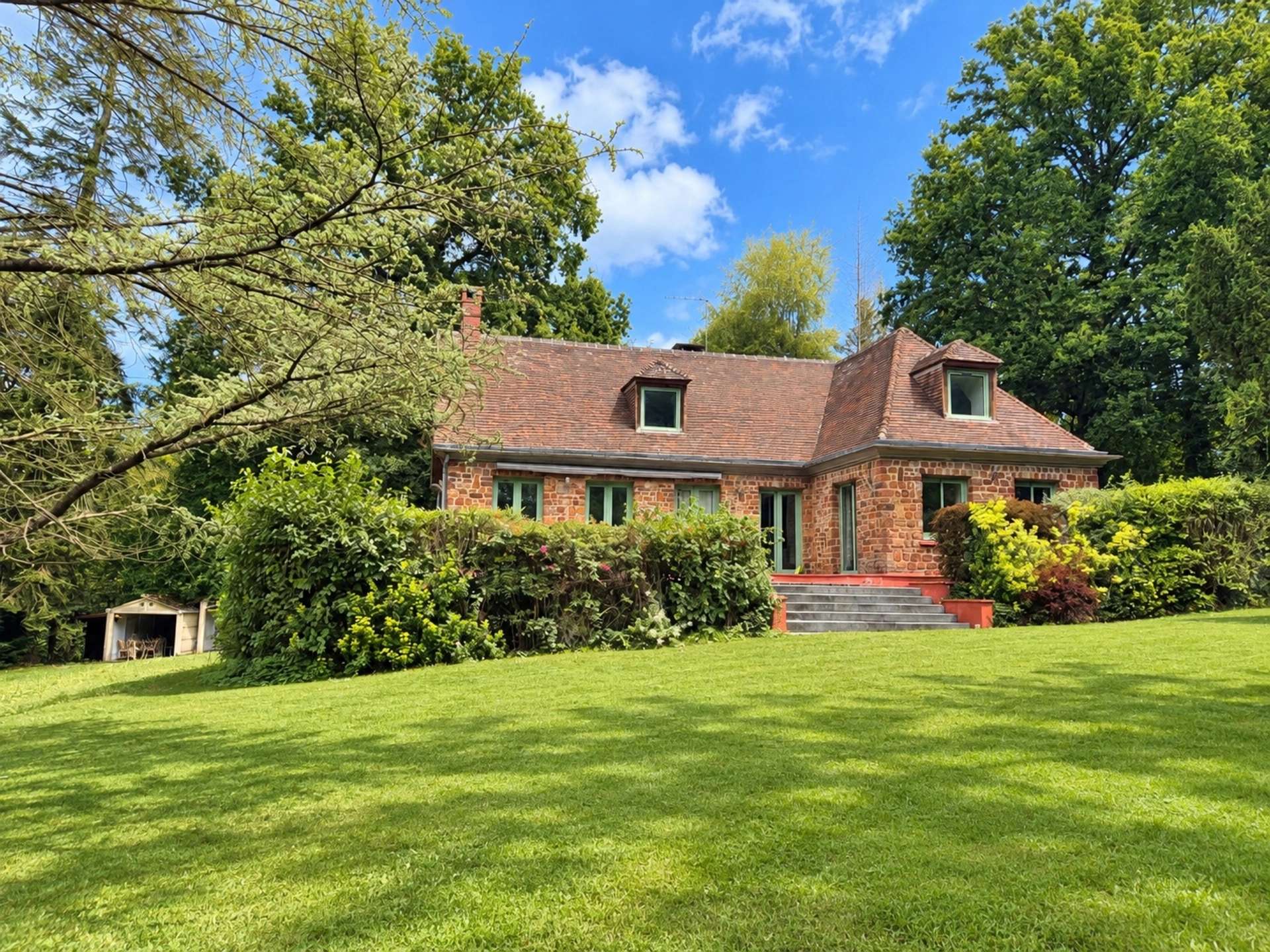Maison 7 pièces 217 m² · à Bernay · 217 m² · 675 000 €