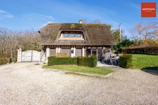Manoir d’exception et sa maison d’amis au cœur du Marais vernier et aux portes des plages normandes 