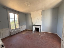 Maison de Maître de 1901 à rénover – Charme, authenticité et potentiel – À 8 min de la gare de Bernay