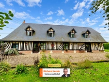 Charmante grange normande rénovée avec goût et son pigeonnier près de Pont-Audemer
