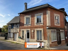 Maison de ville en brique et pierre de Caen – Charme et praticité au cœur de la Normandie
