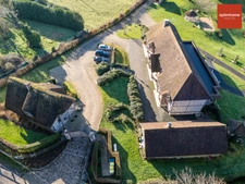 Manoir d’exception et sa maison d’amis au cœur du Marais vernier et aux portes des plages normandes 