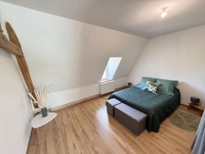 EXCLUSIVITÉ – Longère normande rénovée de 166 m² avec dépendance et terrain arboré – Proche Bernay