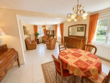EXCLUSIVITÉ – Maison familiale au calme avec grand terrain – La Vespière-Friardel