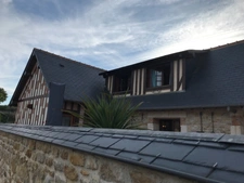 Magnifique proriété et sa maison d'amis entièrement rénovées avec des matériaux anciens En plein coeur de la Normandie et à 30 minutes des plage !