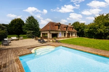 Propriete Equestre avec maison d’amis et piscine proche de Bernay 