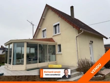 VENDUE   : MAISON INDIVIDUELLE AVEC 3 CHAMBRES EN PLEIN CENTRE DE LIEUREY