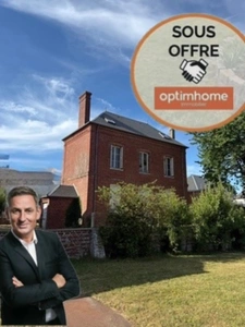 Maison de Maître de 1901 à rénover – Charme, authenticité et potentiel – À 8 min de la gare de Bernay