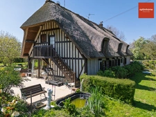Propriété comprenant une chaumière et une maison d’amis sur 240 m2 à 10 minutes de Honfleur et pont-l’évêque