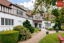 Propriete d’exception avec parc paysager de plus de 2 hectares à PONT AUDEMER
