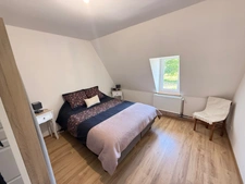 EXCLUSIVITÉ – Longère normande rénovée de 166 m² avec dépendance et terrain arboré – Proche Bernay