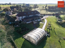 Manoir d’exception et sa maison d’amis au cœur du Marais vernier et aux portes des plages normandes 