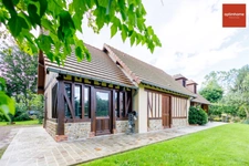 Superbe propriété Normande avec ses maisons à colombages et ses prestations de qualité sur 5000 m2 