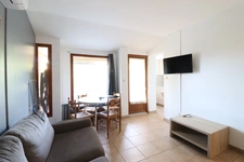 A Serra di ferro, mini-villa T2 rénovée avec terrasse arborée (corse du Sud)