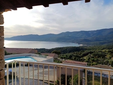 Appartement T2 vue exceptionnelle à SERRA DI FERRO (20)