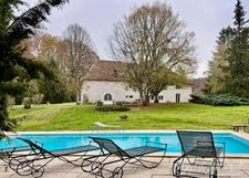 Domaine Historique et Charme Authentique sur plus de 11 000 m²