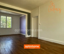 MAISON INDIVIDUELLE SUR SOUS-SOL, 2/3 CHAMBRES AVEC VASTE JARDIN ARBORE