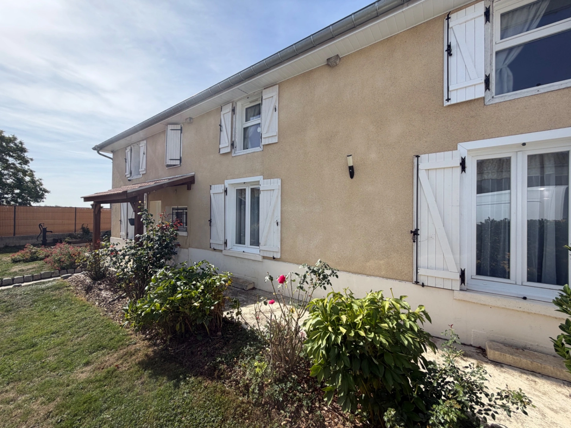 Maison 5 pièces 126 m² · à Saint Vrain · 126 m² · 181 000 €