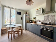 MAISON DE VILLAGE 5 PIECES ENTIEREMENT RENOVEE