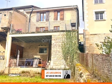 Maison de village 3 chambres avec grand potentiel
