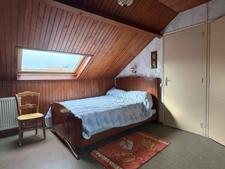 MAISON 2 CHAMBRES AVEC DOUBLE GARAGE ET JARDIN