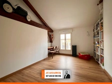 MAISON DE VILLAGE 5 PIECES ENTIEREMENT RENOVEE