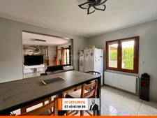 MAISON 4 CHAMBRES AVEC GARAGE ET JARDIN
