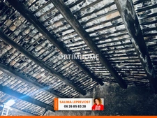 CREISSAN - A RESTAURER CAVE DE 150M² AU SOL AVEC 500M² DE TERRAIN 