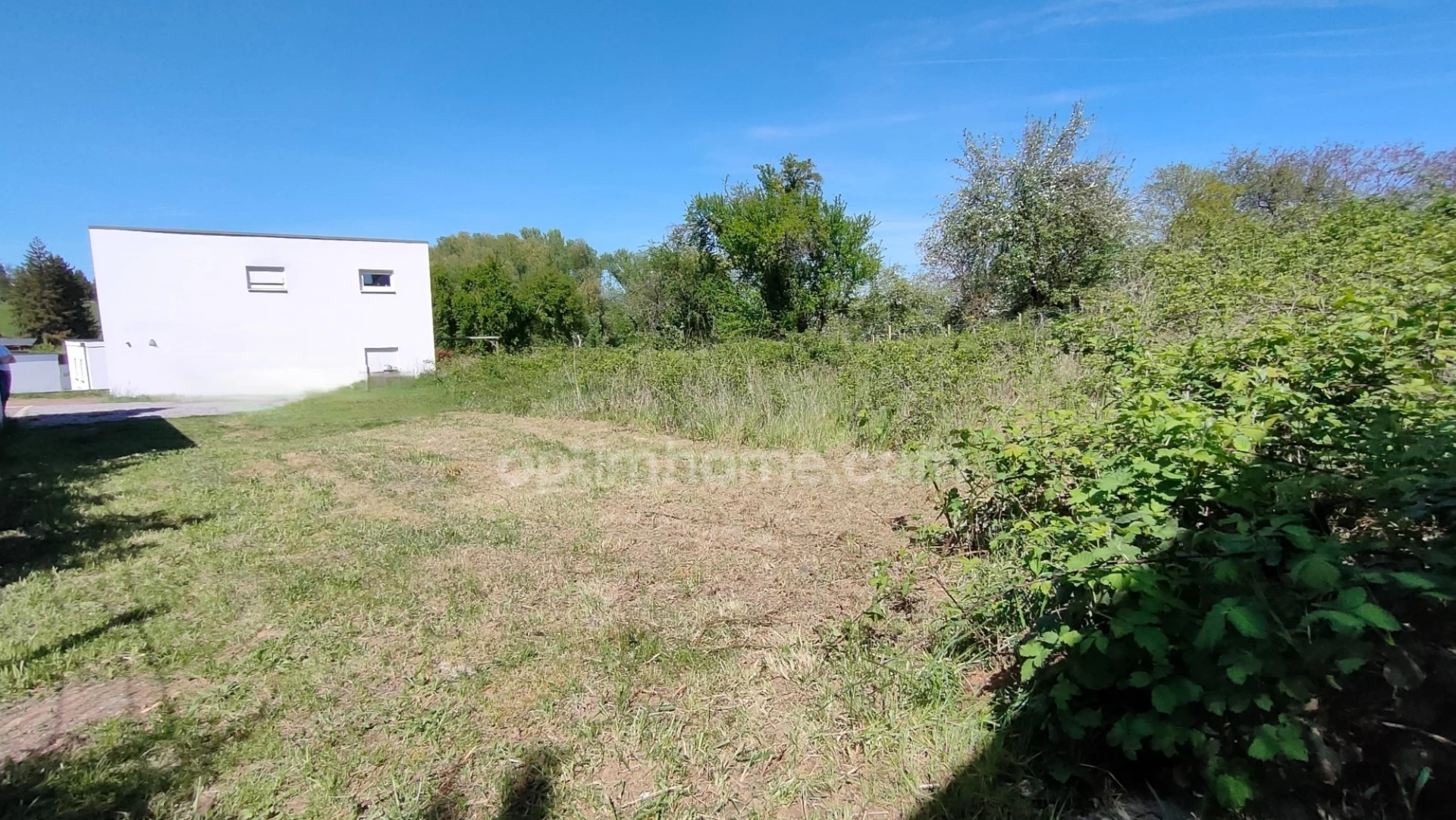 SURBOURG – Terrain constructible de 507 m² en seconde ligne, proche gare · 63 765 €