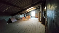 Maison 7 pèces à rénover  – grand garage, atelier et petit jardin – Monthureux-sur-Saône (88)