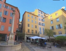 📍 Studio rénové avec cachet au cœur du centre historique de GRASSE – Rue de la Pouost