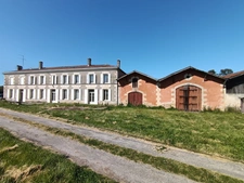 Maison à vendre 7 pièces CAMPUGNAN (33)