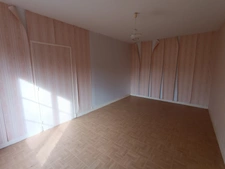 Maison à vendre 8 pièces MONTLIEU LA GARDE (17)