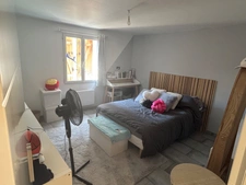 RIANS (83560) – Maison de plain-pied de 120 m² avec T1 indépendant sur terrain de 4 000 m² piscinable